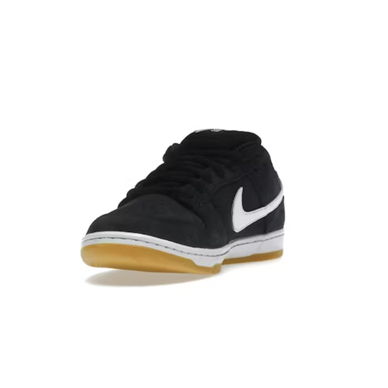 Nike SB Dunk Low Black Gum